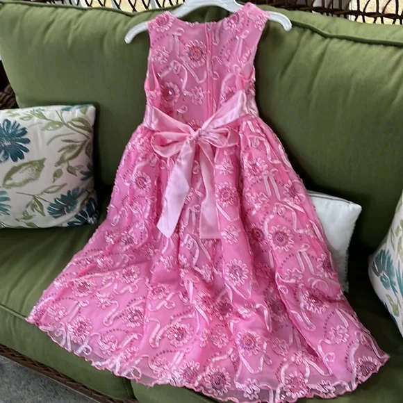 Rare Editions Dress- pink sequined